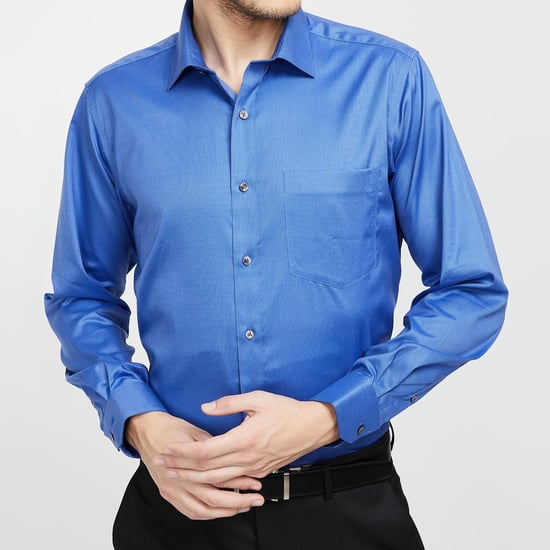VAN HEUSEN Regular Fit Solid Cotton Formal Shirt