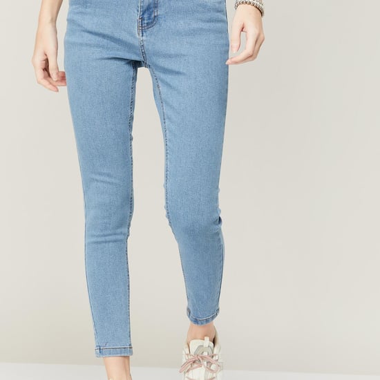 FAME FOREVER Women Lightwashed Skinny Fit Jeans