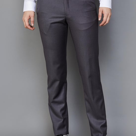 VAN HEUSEN Men Solid Slim Tapered Fit Formal Trousers