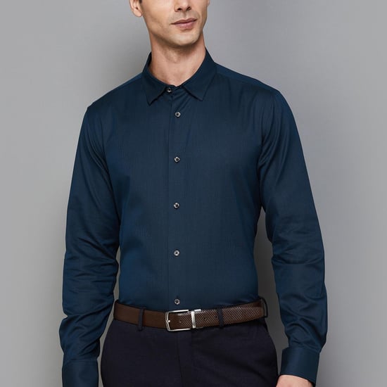 BLACKBERRYS Men Textured Slim Fit Formal Shirt