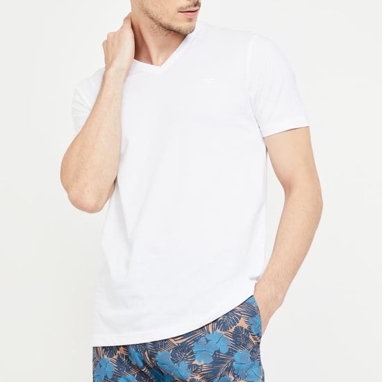 FAME FOREVER Solid V- Neck Regular Fit T- Shirt