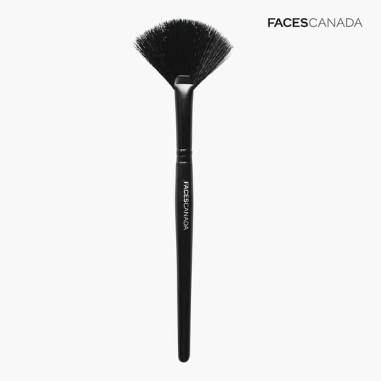 FACES CANADA Highlighter Fan Brush