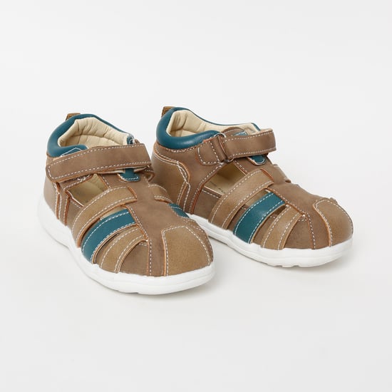FAME FOREVER Colourblocked Velcro Strap Sandals