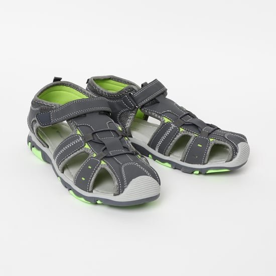 FAME FOREVER Textured Sandals with Cutouts
