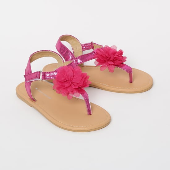 FAME FOREVER Textured Flat Sandals with Floral Applique