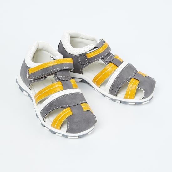 FAME FOREVER Colourblocked Velcro Strap Sandals