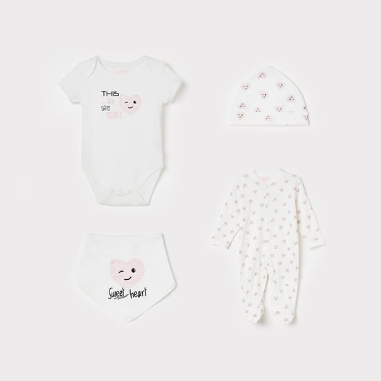 JUNIORS Printed Rompers with Sleepsuit, Beanie and Bib