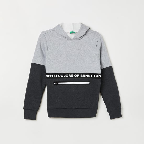 UNITED COLORS OF BENETTON Boys Colourblocked Sweatshirt with Pocket