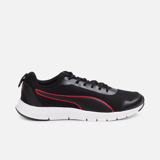 PUMA Men Textured Sports Shoes