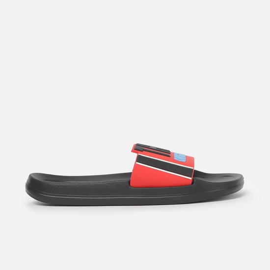 FAME FOREVER Boys Appliqued Sliders