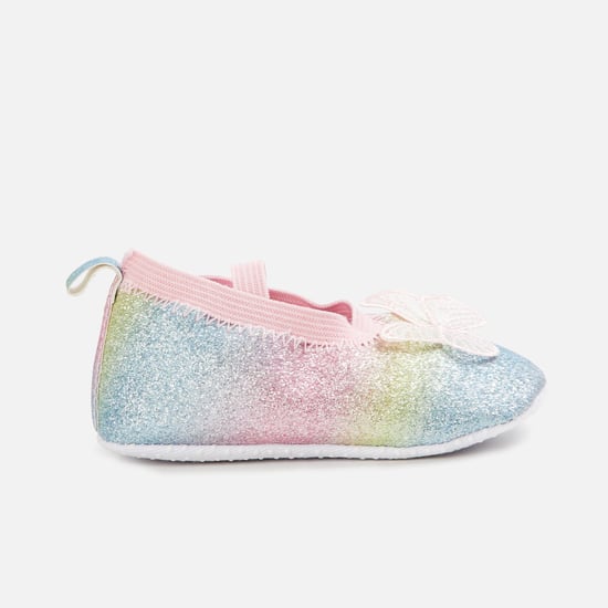 FAME FOREVER Girls Appliqued Booties