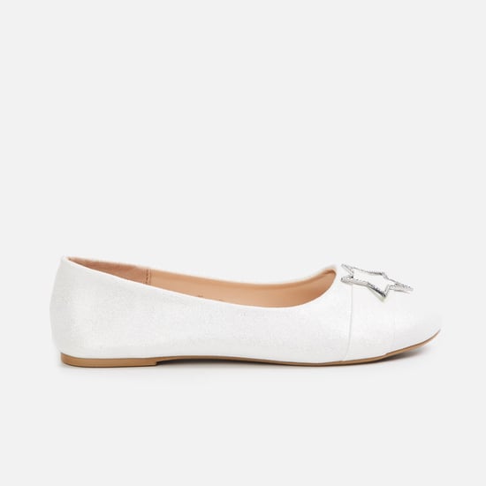 FAME FOREVER Girls Embellished Ballerinas
