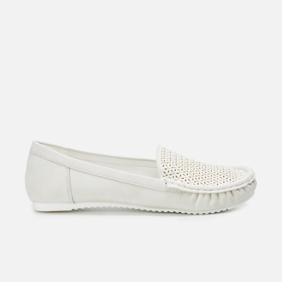 FAME FOREVER Girls Textured Loafers