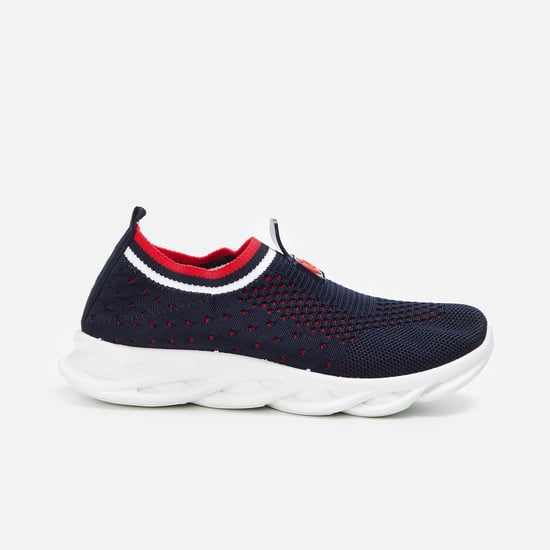 FAME FOREVER Boys Textured Sock-Knit Shoes