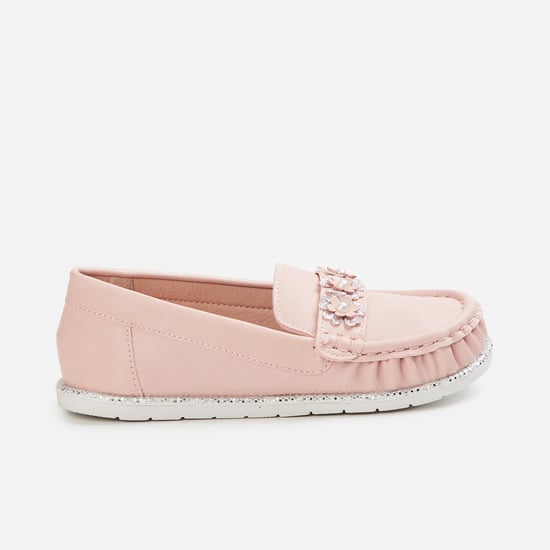 FAME FOREVER Girls Embellished Loafers