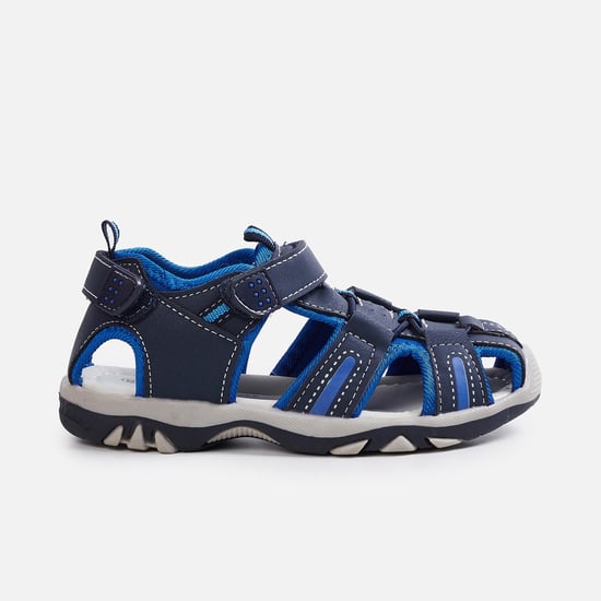 FAME FOREVER Boys Solid Sandals