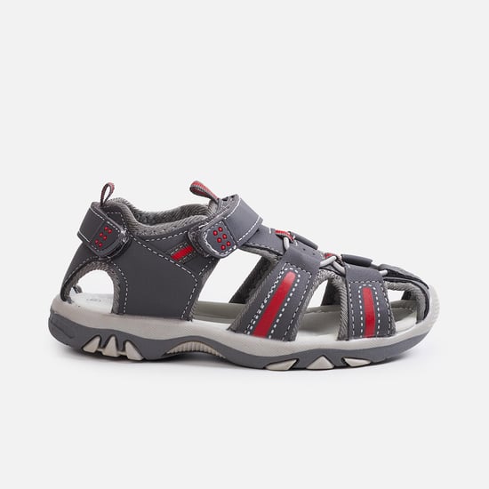FAME FOREVER Boys Solid Sandals