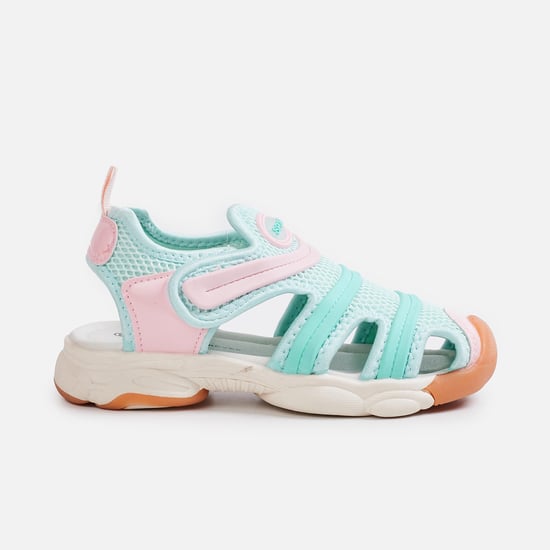 FAME FOREVER Girls Textured Sandals
