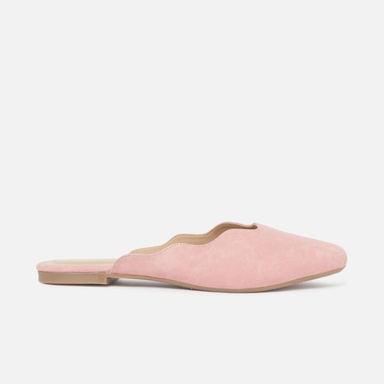 GINGER Women Solid Scalloped Edge Mules