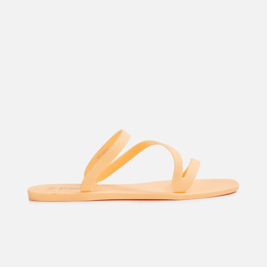 GINGER Women Solid Strappy Flats