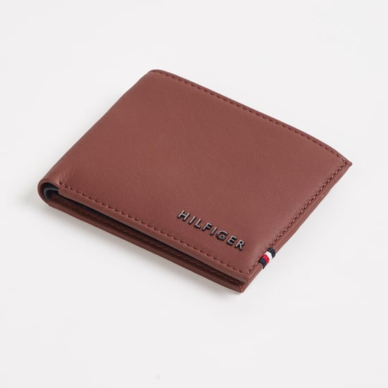 TOMMY HILFIGER Men Textured Leather Wallet