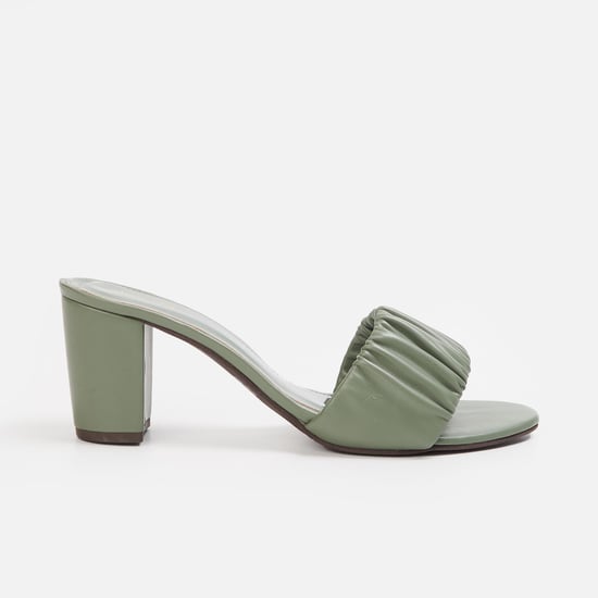 Inc 5 heels deals