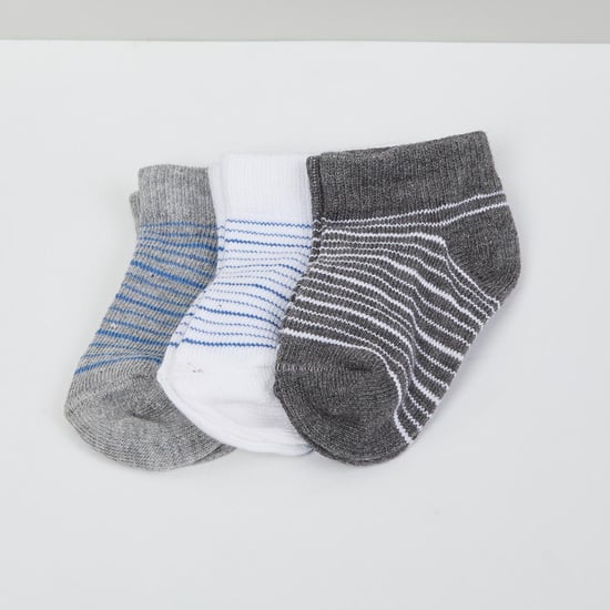 MAX Striped Ankle-Length Socks - Set of 3- 1-2 Y