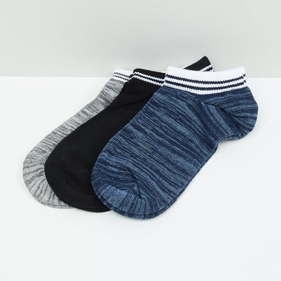 MAX Textured Socks - Pack of 3