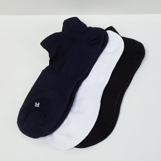 MAX Solid Anklet Sports Socks- Set of 3