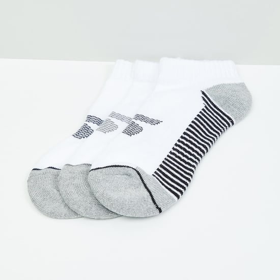 MAX Patterned Ankle-Length Socks - Set of 3