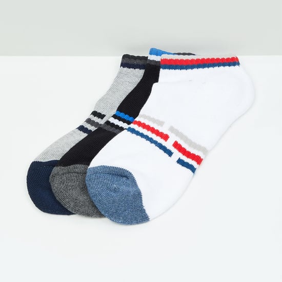 MAX Patterned Ankle-Length Socks - Set of 3