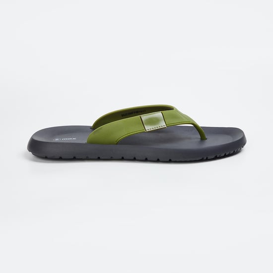 Men Ribbed V-Strap Flip Flops
