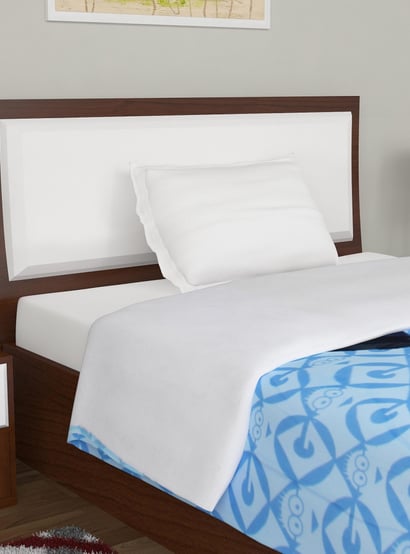 SPACES Minions Blanket