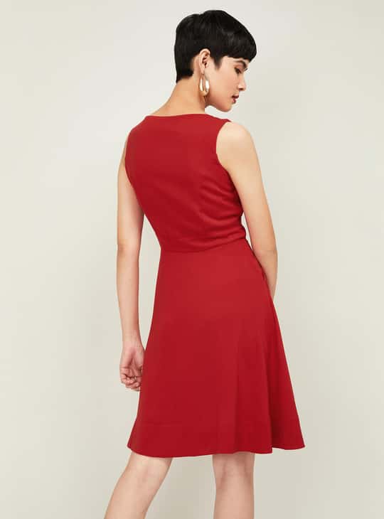 CODE Women Solid Sleeveless A-line Dress
