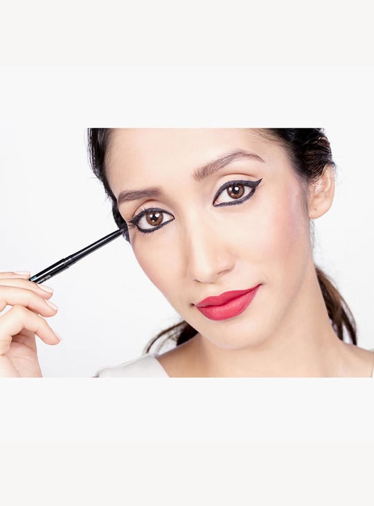 LAKME Absolute White Intense Wet & Dry Compact