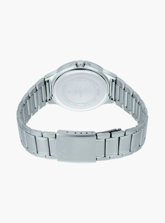 CASIO Men Water-Resistant Analog Watch - A1683