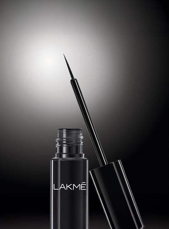 LAKME Eyeconic Liquid Eyeliner- Black- 4.5 ml