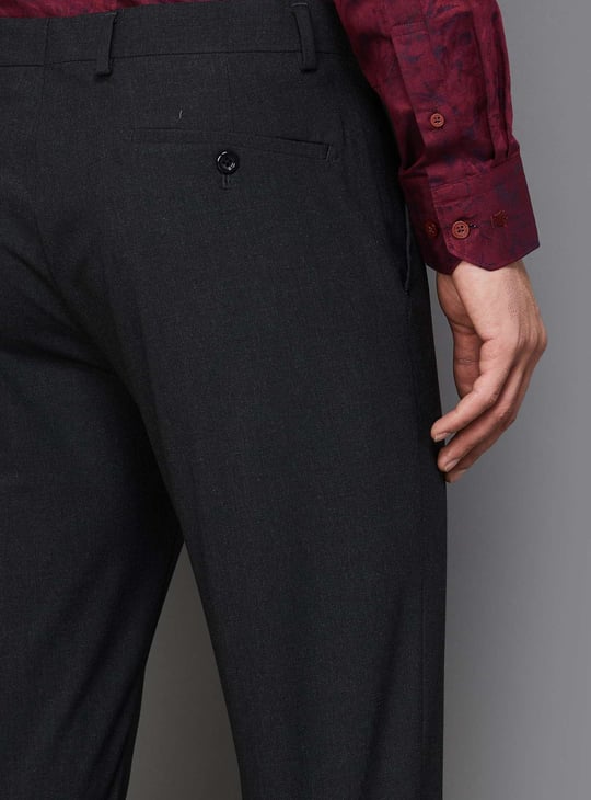 BLACKBERRYS Men Solid Slim Straight Fit Formal Trousers