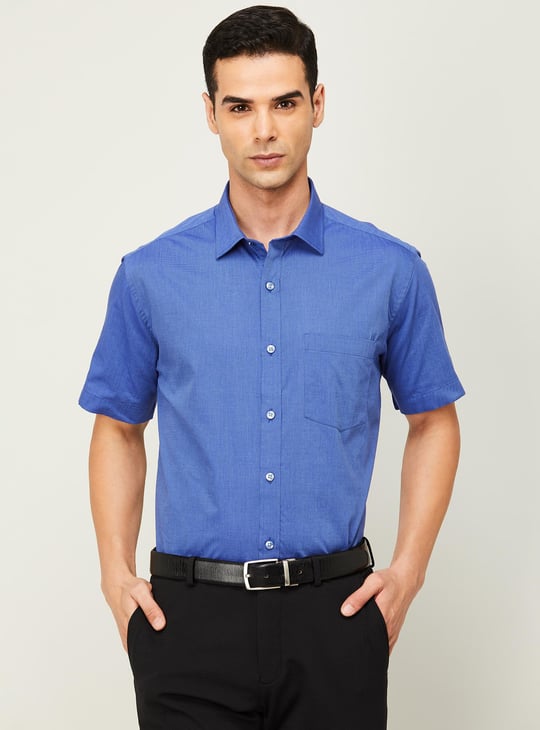 PARK AVENUE Men Solid Half Sleeves Formal Shirt