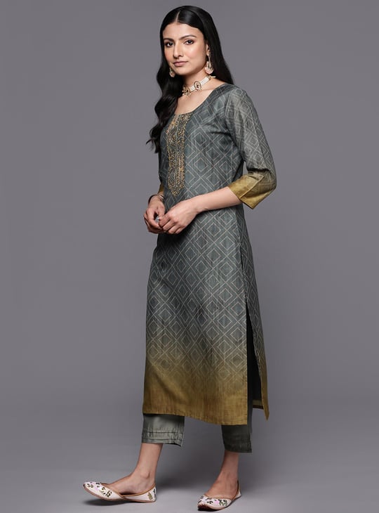 LIBAS Women Printed Straight Kurta Set