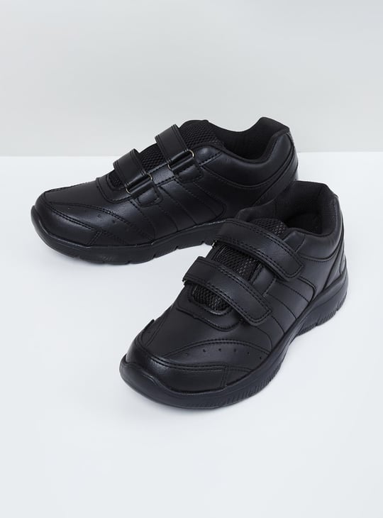 MAX Solid Velcro Closure Shoes
