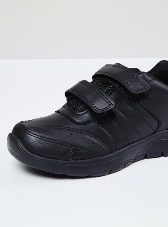 MAX Solid Velcro Closure Shoes