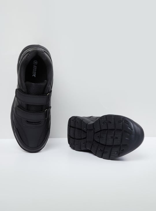 MAX Solid Velcro Closure Shoes