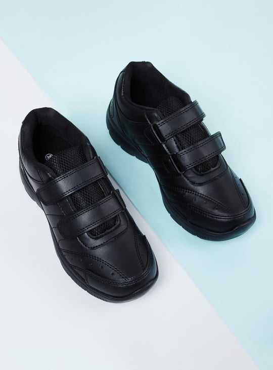 MAX Solid Velcro Closure Shoes