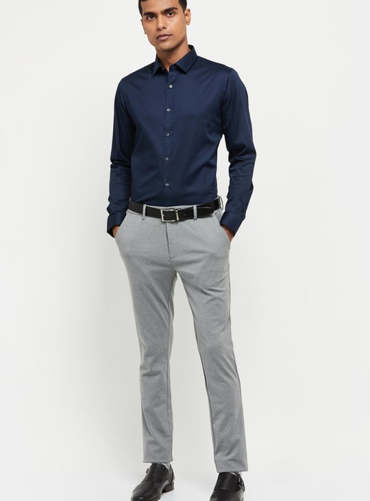 Men Solid Slim Fit Formal Shirt 