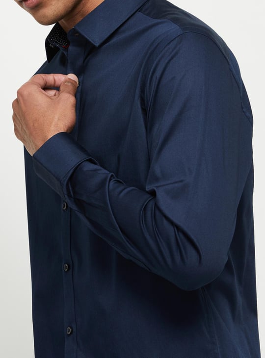 Men Solid Slim Fit Formal Shirt 