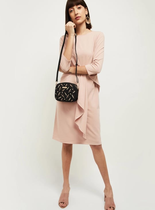 MAX Women Printed Zip-Closure Sling Bag