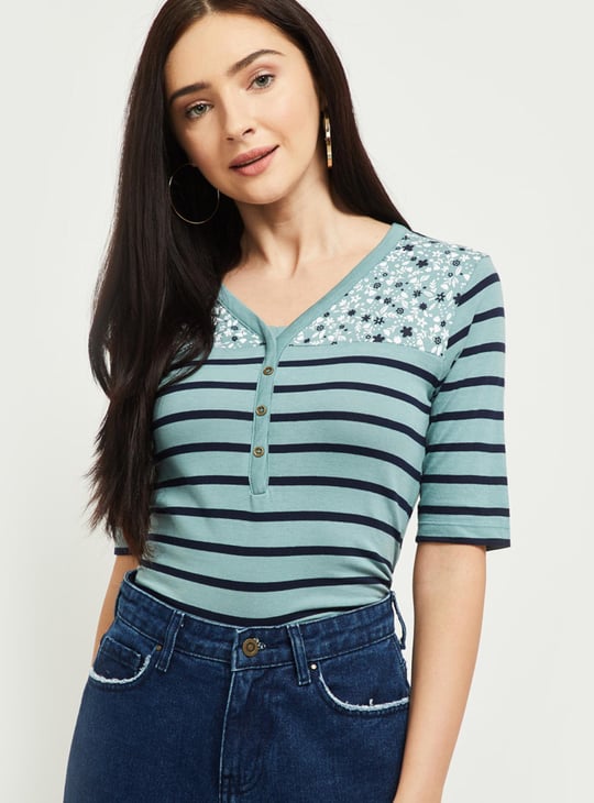MAX Women Striped V-neck Top