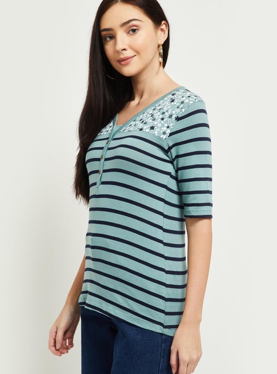 MAX Women Striped V-neck Top
