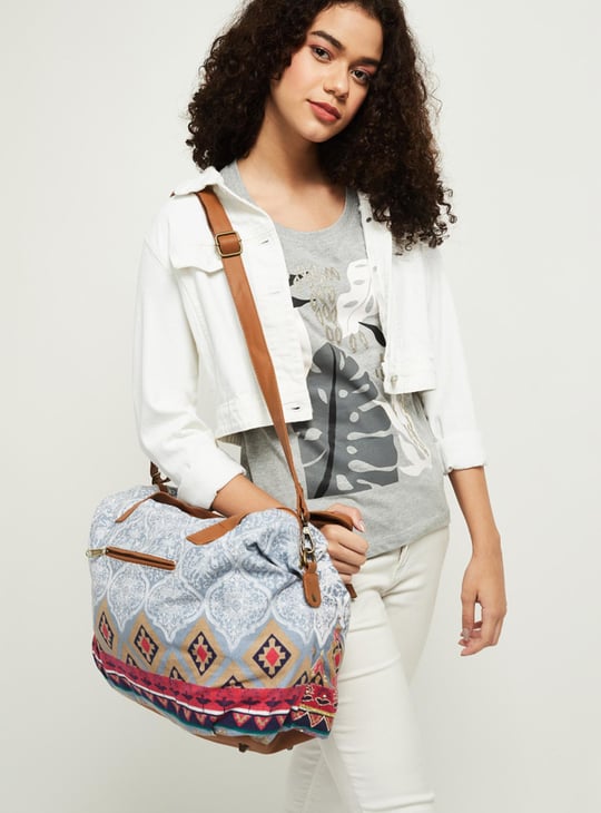 MAX Women Printed Duffle Bag